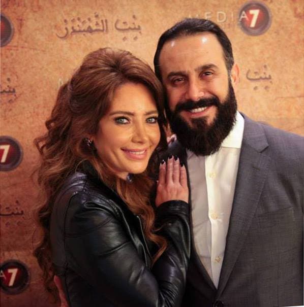 صورة غلاف مقالة في مؤتمره الصحفي : "بنت الشهبندر" عمل شامي في فترة بيضاء...