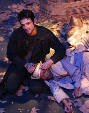 صورة غلاف مقالة "مهاجر بريسبان" في المعهد العالي للفنون المسرحية