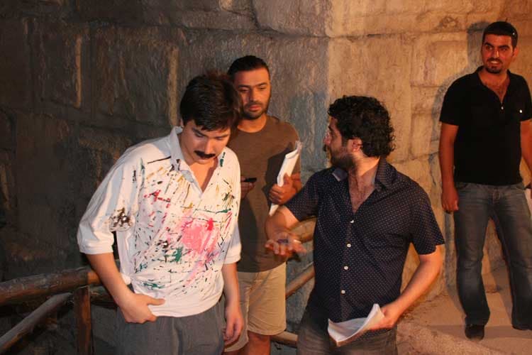 صورة غلاف مقالة مصطفى سعد الدين بين "الدبور" و"عرب وود"