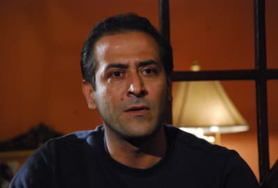 صورة غلاف مقالة عبد المنعم عمايري 2012... ثلاثة أدوار.. ثلاثة عوالم مختلفة