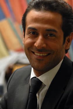 صورة غلاف مقالة "عبد المنعم عمايري" يستعد ل "أرواح عارية" مع "الليث حجو".