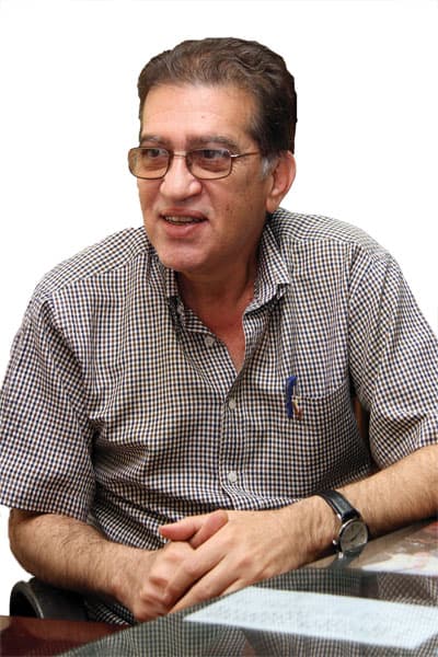 صورة غلاف مقالة المخرج نبيل شمس : أحرص في قسم الانتاج على تقديم أعمال ذات سوية فنية عالية