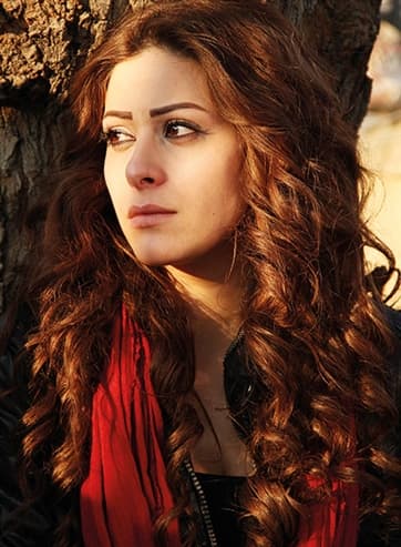 الفنانة إمارات رزق: الفتاة اللعوب والشريرة...أحبّ هذه الأدوار