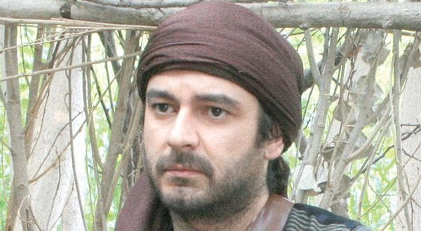 عاصم حواط: نهايتي في العمل مؤلمة وحركت مشاعر الناس