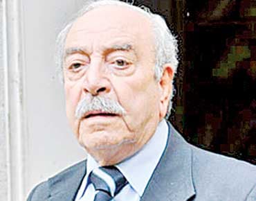 فنان قديم ارتبط اسمه بالدراما السورية عمر حجو: للتصوير خارج الحدود إيجابياته