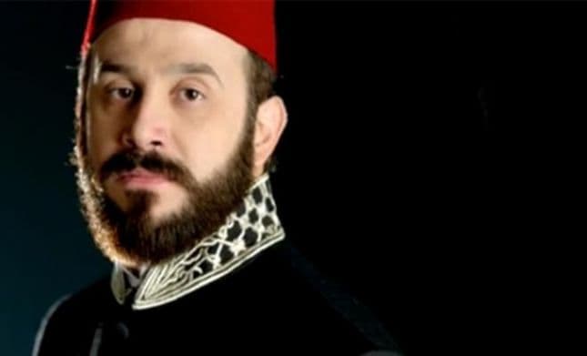 قصي خولي يغلق أبواب "سرايا عابدين"  ويلحق ب"الأخوة"