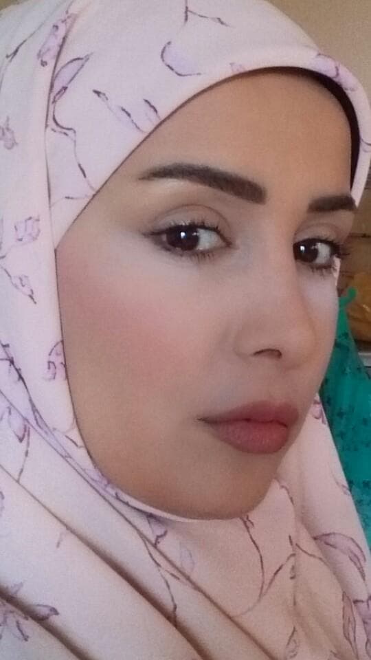 الجرس... تسعى وراء السكوب ولو من صفحة مزورة ... وكندا حنا عاتبة