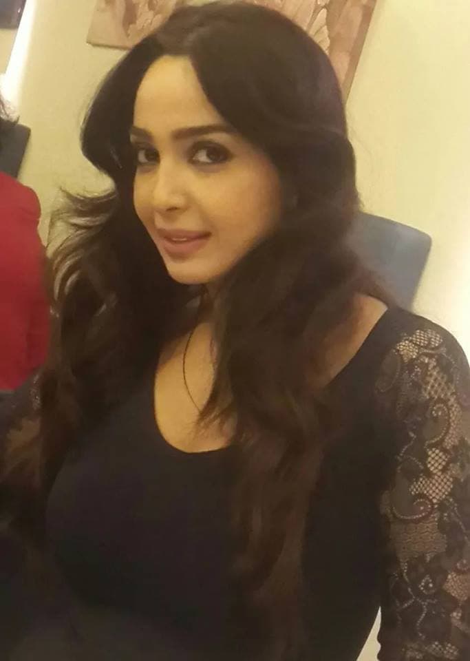 علا بدر .. علاقات معقدة  في موسم 2015