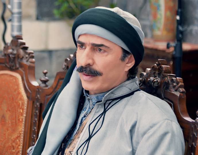 رشيد عساف يكتفي بالزعامة ويواجه حروباً من أجلها في موسم 2015