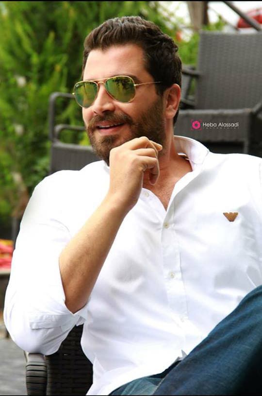 بعد أيمن رضا .. سيناريو الانزلاقات يتوالى في "دنيا 2015"