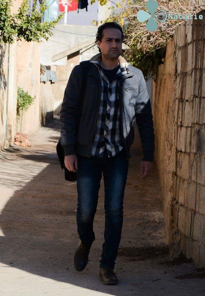 وجدي عبيدو يرفض حمل السلاح "بلا غمد" ويحل نزاعات "عطر الشام"