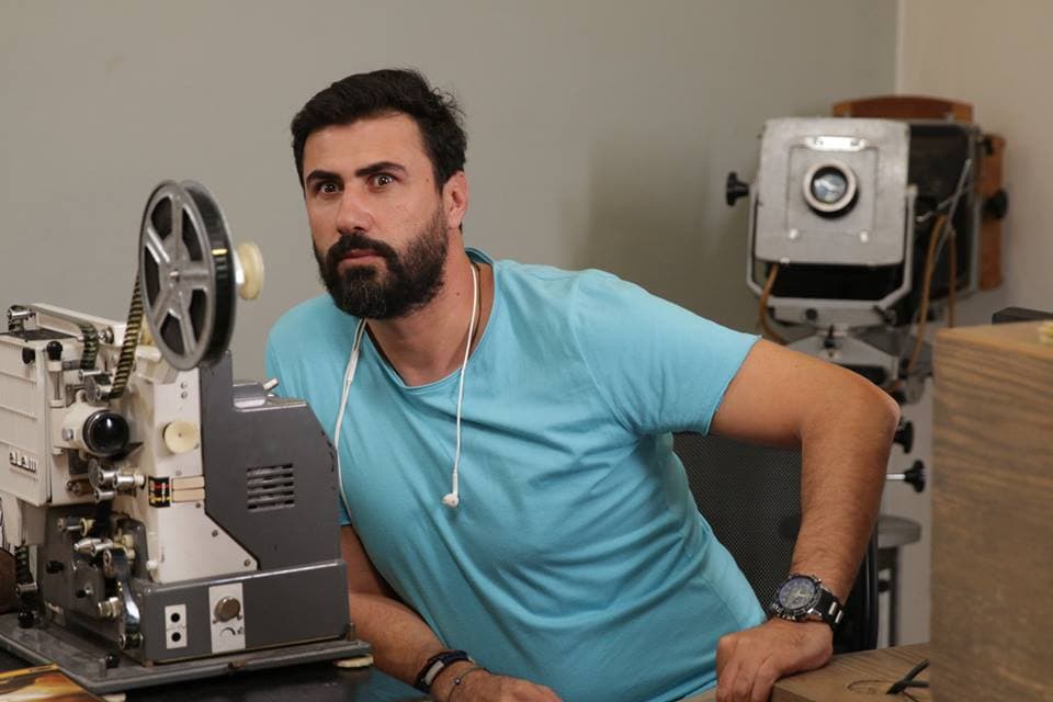 خالد القيش يعيش علاقة حب بالخفاء!