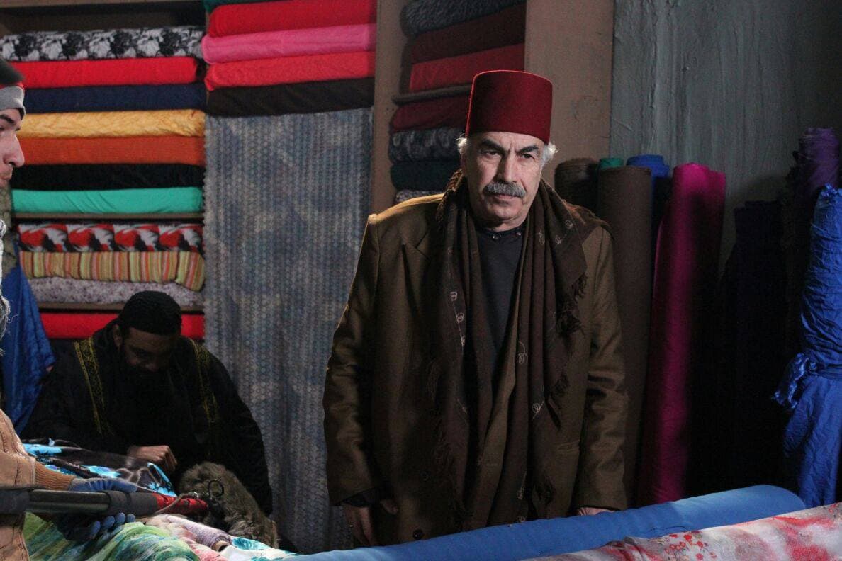 علي كريم الزوج المتسلط في "وردة شامية"