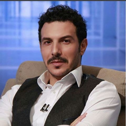 باسل خياط يكشف سر انفصاله عن هند صبري