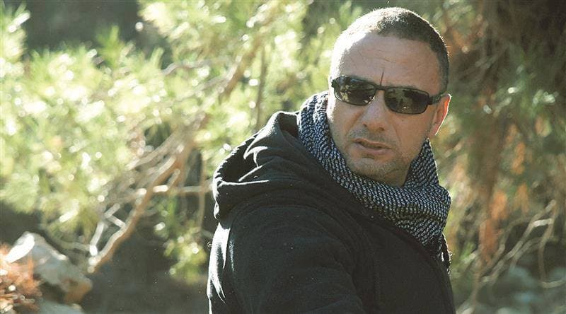 قبل "النجاة" .. باسل الخطيب في استراليا