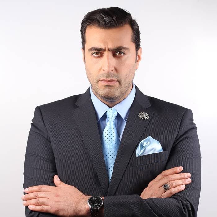 صورة غلاف مقالة باسم ياخور على الفضائية السورية طيلة رمضان