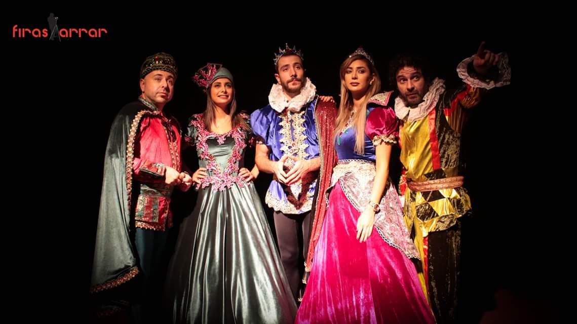 صورة غلاف مقالة "القلادة الذهبية" في حلب وقريباً بدمشق