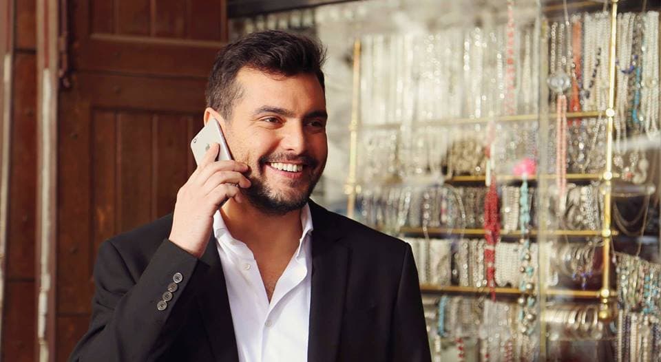 الصدفة تقود سامر اسماعيل إلى مغامرة تغيّر حياته