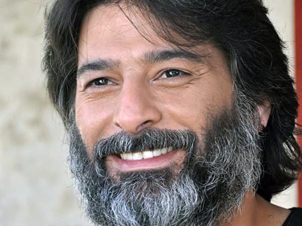 رافي وهبي... الكاتب... و"تاجر الحرب"  في موسم دراما 2014