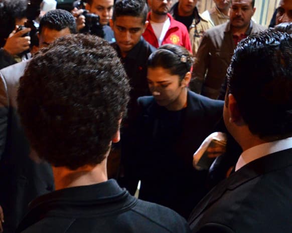 صورة غلاف مقالة نجوم عرب يقدمون واجب العزاء لأصالة نصري