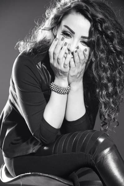 ديمة الجندي من مطار بيروت... شكراً لفريق مسلسل "قلم حمرة"