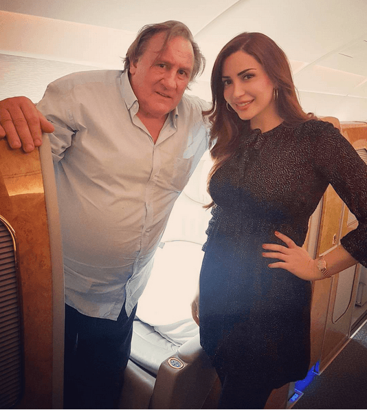 نسرين طافش تعرف الجمهور على جيرارد دوبارديو !!