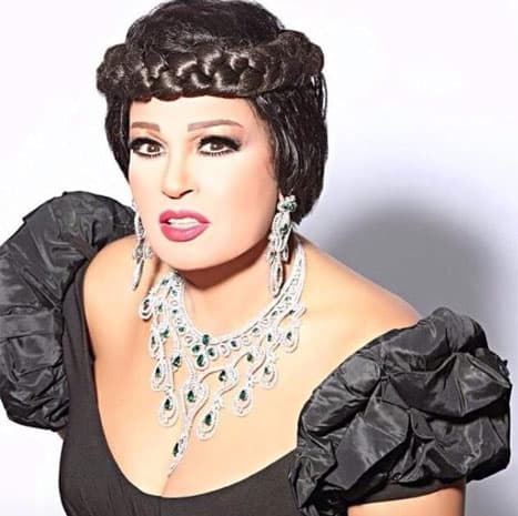 صورة غلاف مقالة فيفي عبدو إمرأة شعبية مثيرة للجدل