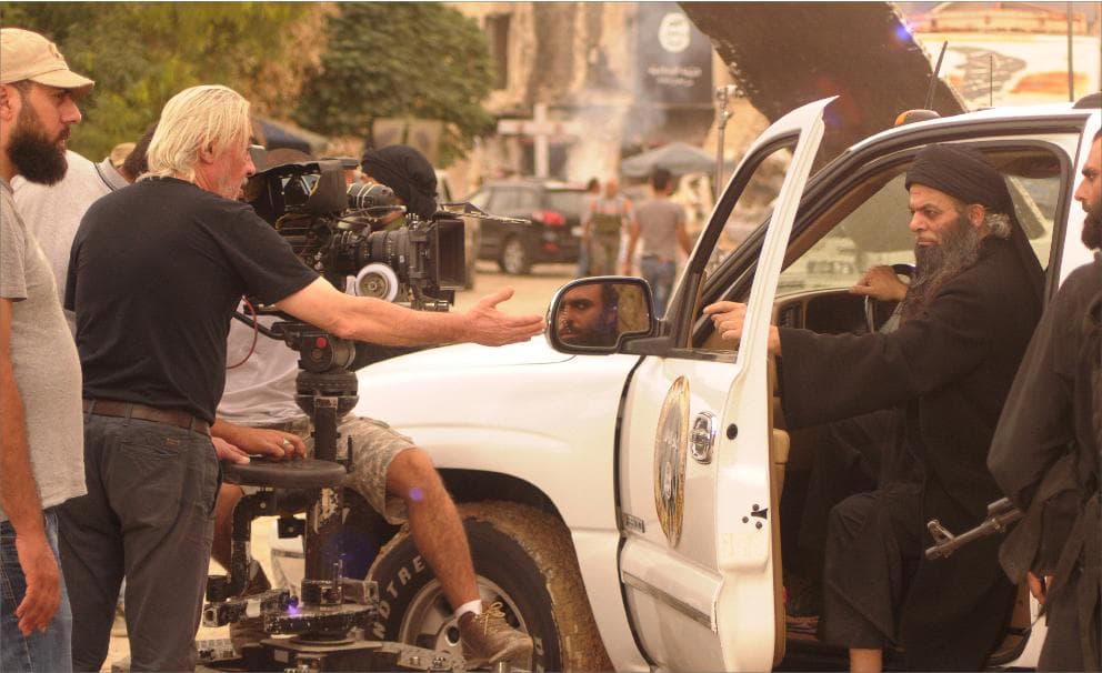 "فانية وتتبدد" مكرم عالمياً