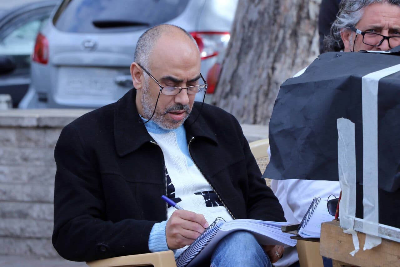 بالصور: سمير حسين ينهي تصوير "فوضى" بدمشق