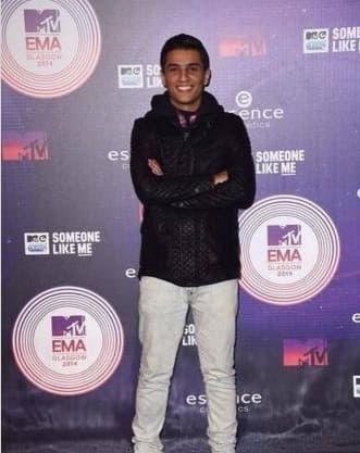 صورة غلاف مقالة محمد عساف يدخل العالمية من أوسع أبوابها
