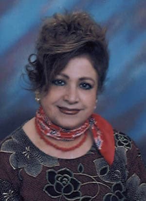 صورة غلاف مقالة الفنانات الأمهات.. تكريم بطريقة خاصة في الملف