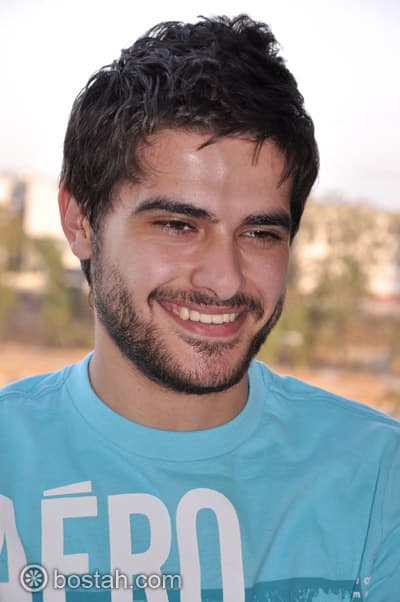 صورة غلاف مقالة ناصيف زيتون لبوسطة: هناك شيء ما خارج عن إرادتي!