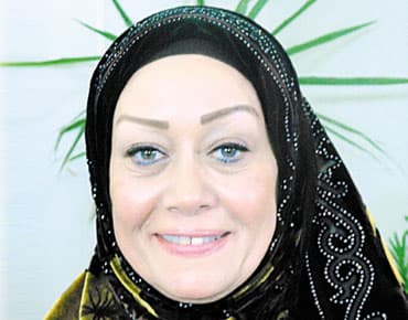 صورة غلاف مقالة هالة فاخر: أساند الجيل الجديد