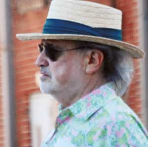 صورة غلاف مقالة صاحب "شجرة الحياة" أصوله لبنانية تيرينس ماليك مخرج سينمائي في ثوب شاعر