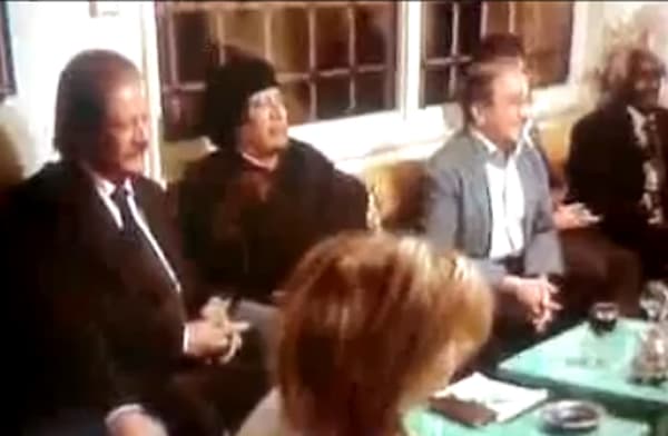 صورة غلاف مقالة الفنان والزعيم يجمعهما الفن وتفرقهما السياسة