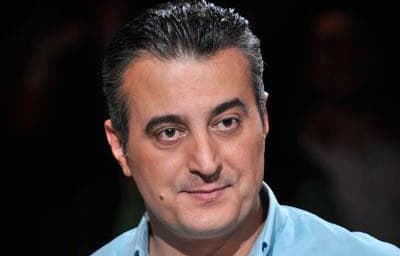 صورة غلاف مقالة سامر رضوان: الرقابة السورية لم تمنع نص "منبر الموتى".. ومتمسك بالعمل مع شربتجي