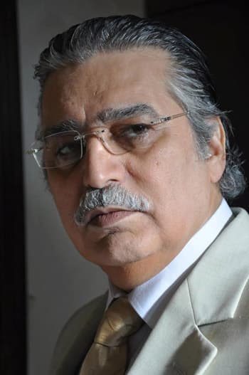 صورة غلاف مقالة عباس النوري بين "سكر وسط" و"العبور"