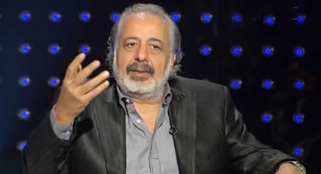 صورة غلاف مقالة أيمن زيدان يعتبر إقامته خارج سوريا "نفياً قسرياً" والأزمة وضعته أمام اكتشافات مؤلمة