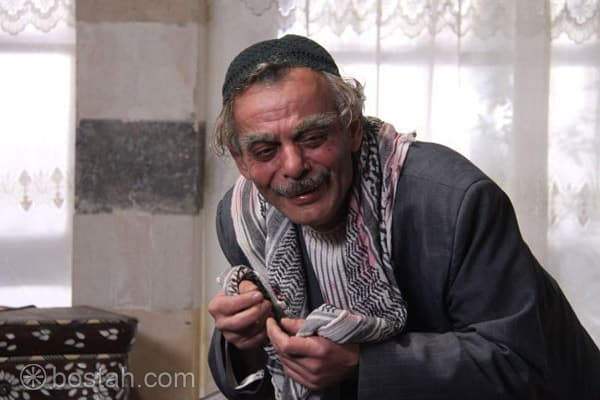 صورة غلاف مقالة الصور الأولى من كواليس مسلسل "قمر شام"...