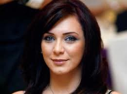 صورة غلاف مقالة غسان مسعود أمام كاميرا سلاف فواخرجي في "رسائل الكرز"