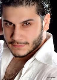 صورة غلاف مقالة طارق صباغ يساند شقيقه عندما يقع في ورطة