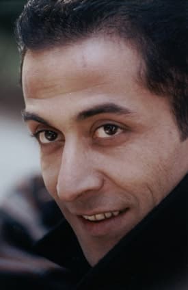 صورة غلاف مقالة عبد المنعم عمايري فنان يعيد التكتيك إلى فوضى المسرح