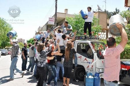 صورة غلاف مقالة المسلسلات الكوميدية في موسم 2012 تحدي الذات للوصول إلى الأكثر جودة