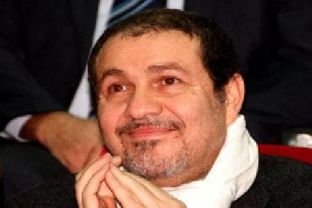 صورة غلاف مقالة نضال سيجري ينضم إلى "فلاش سوري كتير" في أربع فلاشات جديدة