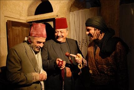 صورة غلاف مقالة الفلكي عامر عامر وتوقعات الأعمال والنجوم لموسم 2012...حضور عادي في الكوميدي وابتعاد جماهيري عن الحزن والعنف