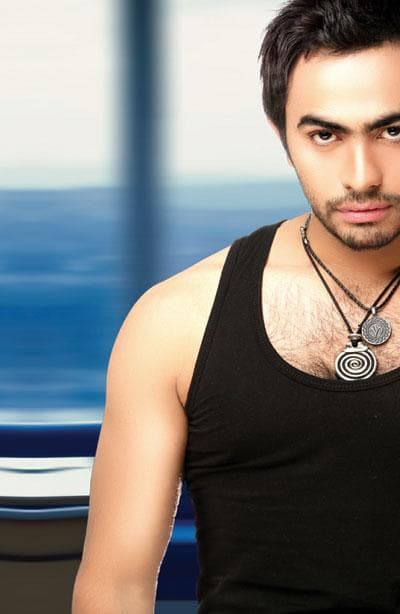 صورة غلاف مقالة تامر حسني وإنفلوانزا الخنازير.. من الذي يلاحق الآخر؟!!..