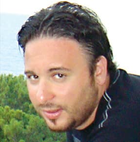 صورة غلاف مقالة فادي مارديني مَدين لسامر المصري