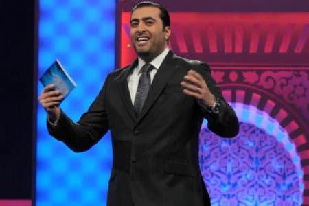 صورة غلاف مقالة ياخور بين "أمير الشعراء" و"جلسات نسائية"