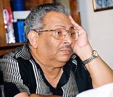 صورة غلاف مقالة وقال البحر: رحل عكاشة، وما زال   النيل يجري