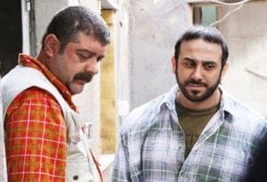 صورة غلاف مقالة الولادة من الخاصرة: مقاربة درامية لمعاناة فقراء سوريا